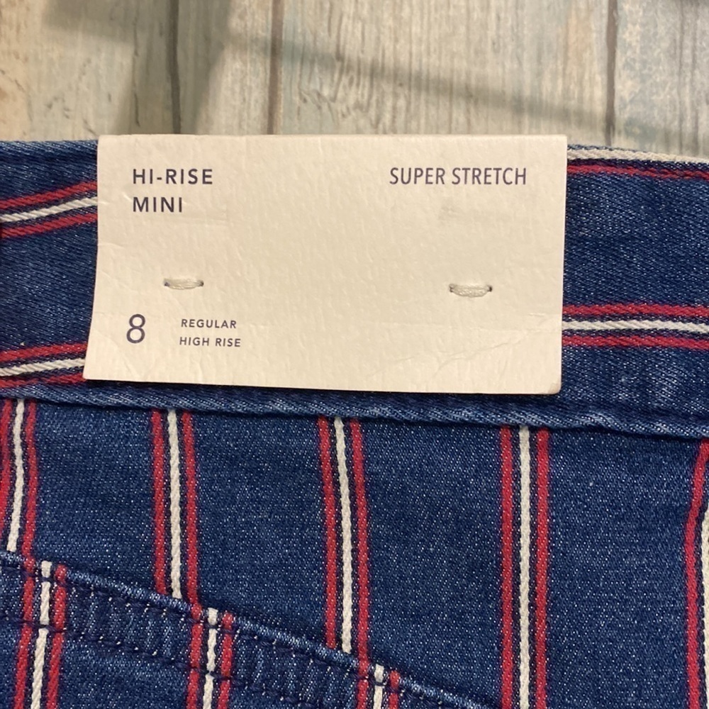 NWT American Eagle | Patriotic High Rise Mini Denim Skirt | Size 8 - Picture 6 of 11